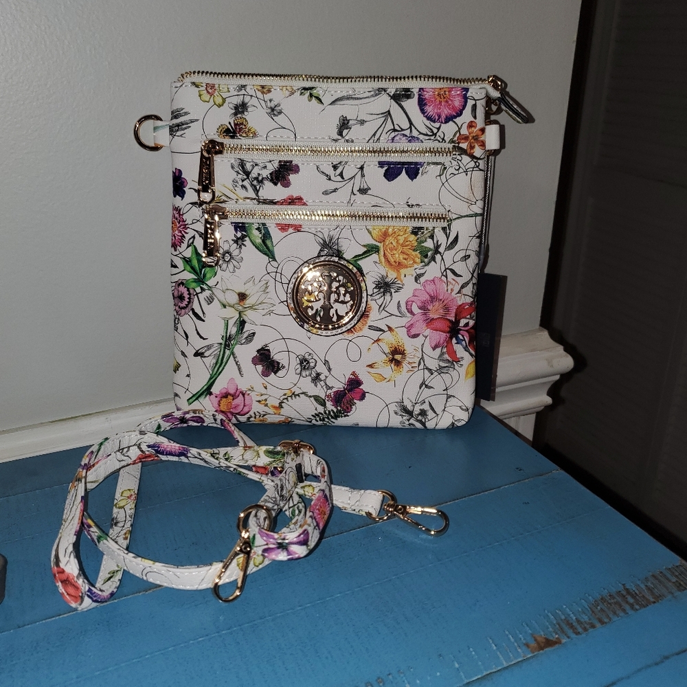 Dasein floral crossbody bag.